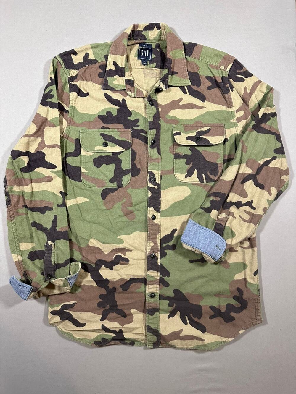 GAP Shirt Mens Size M Green Camo Button Front 100% Cotton Long Sleeve